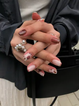ネイル NAIL&SPA PーBOX所属・齋藤 璃愛のネイルデザイン