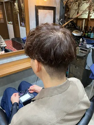 メンズ 今枝莉菜 ブリーチなしWカラーのヘアスタイル