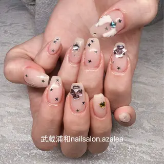 ネイル R inのネイルデザイン