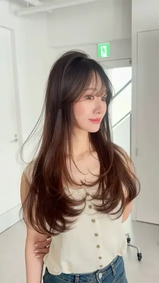 ロング カラー 韓国ヘア/レイヤー/ 顔まわり足立遥奈のヘアスタイル