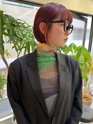 ショート カラー 顔周りレイヤー/韓国 ブリーチminamiのヘアスタイル