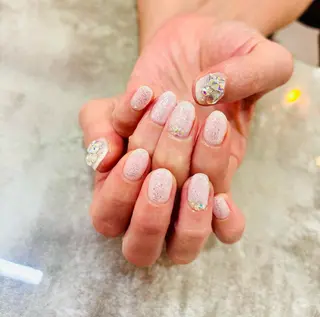 ネイル Emi♡ tiffinのネイルデザイン