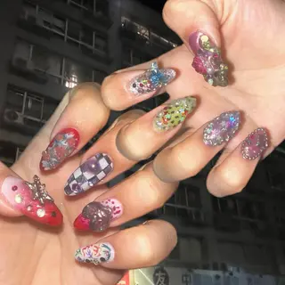 ネイル Mariris所属・BANSA ཐིཋྀのネイルデザイン