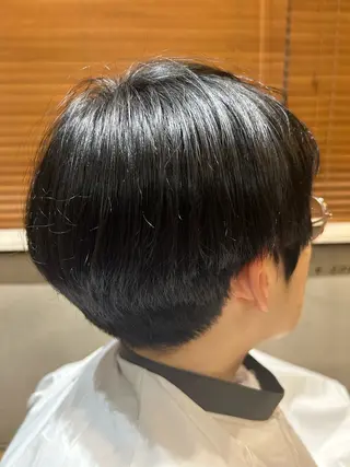 ショート インナーカラー ✂️櫻井海星のヘアスタイル