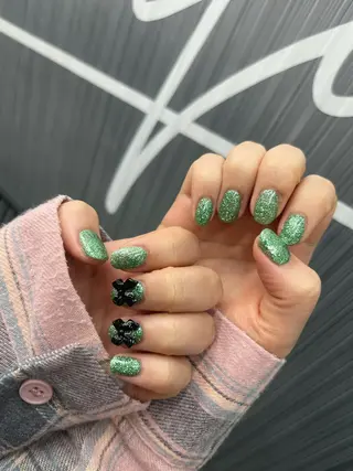 ネイル ISLAND TOKYO所属・ISLAND ONISHIの眉毛・アイブロウイメージ