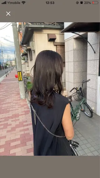 ロング MOLLASALON 浅香山店所属・ツジ モモカのヘアスタイル