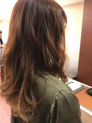 ロング カラー BIANCO北堀江 AKANEのヘアスタイル