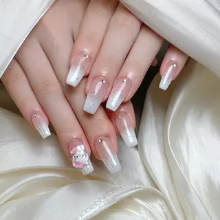 ネイル マギー ネイル🦋のネイルデザイン