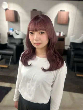 ロング カラー Pia Yakuin所属・【Pia】 萌亜のヘアスタイル