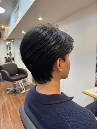 メンズ chez-moi  igrek所属・坂下 海のヘアスタイル
