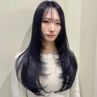 ロング 🌹ハッシュカット、 レイヤー韓国ヘア🌹のヘアスタイル