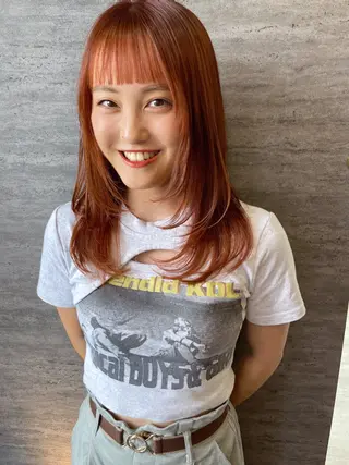 セミロング JIEN MIUのヘアスタイル