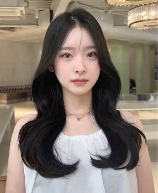 ロング カラー トップスタイリスト こうすけのヘアスタイル