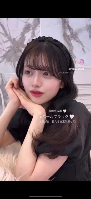 ロング カラー momochan🍑 透明感白玉カラー♡のヘアスタイル