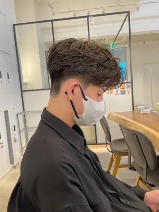ミディアム パーマ メンズ 🇰🇷カルマパーマ kaito🇰🇷のヘアスタイル