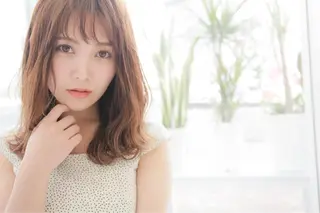 ミディアム レイヤーカット・ 縮毛矯正 星野のヘアスタイル