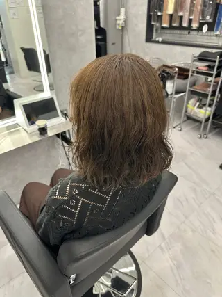 ミディアム カラー 堂園 眞帆のヘアスタイル