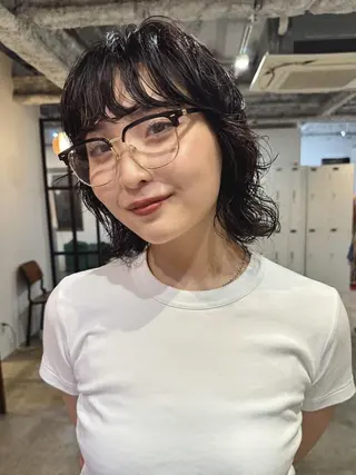 ミディアム カラー パーマ CEINE OURのヘアスタイル