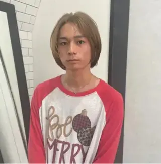 ショート カラー メンズ legare メンズ カット　山本　真之介のヘアスタイル