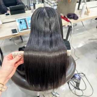 セミロング ピンク・ラベンダー 艶カラー🍁かえでのヘアスタイル