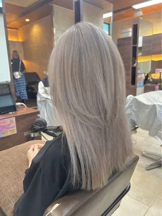 ロング カラー 美容室attraitアトレ辻堂店所属・荒沢 瑛🦮のヘアスタイル