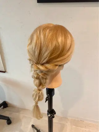 ブリーチなしWカラー /酸性ストレート河本のヘアスタイル