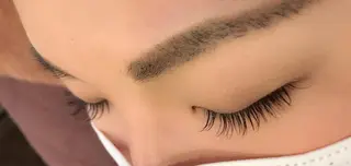 マツエク・マツパ 岡田詩織 MODE Ks松原店のヘアスタイル