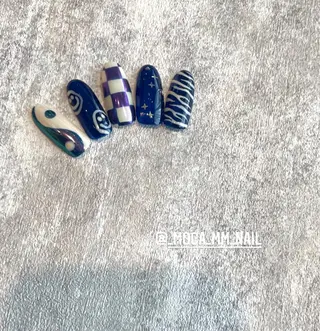 ネイル moca心斎橋所属・˚✧⁺⭐︎༚moca miyuu⁎⁺˳✧༚のネイルデザイン