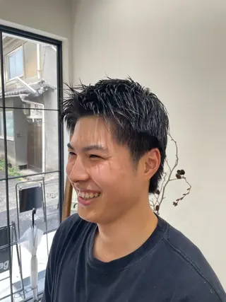 メンズ 慎太朗メンズパーマ/ フェザー/スパイキーのヘアスタイル