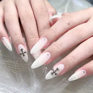 ネイル Queens テイのネイルデザイン