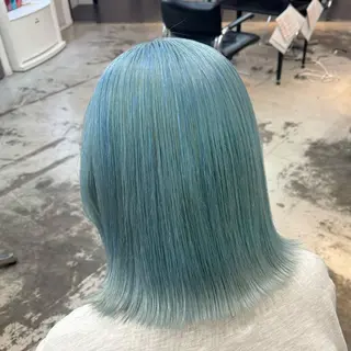 ミディアム カラー 🌼動き×透明感🩵 ハイトーン/ナナのヘアスタイル