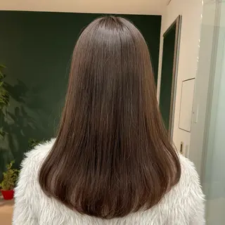 ロング パーマ ひなた あゆみのヘアスタイル