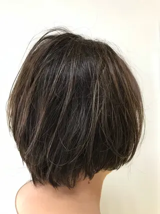 ショート カラー 横田 尚登のヘアスタイル