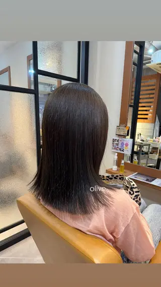 ミディアム カラー Revie  hair所属・福田ひより🐥 ワンカラー/ブリーチのヘアスタイル