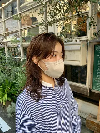 ミディアム パーマ LEB所属・下河 宗太のヘアスタイル