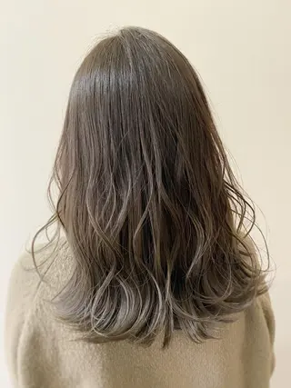 セミロング 北山 なるみのヘアスタイル