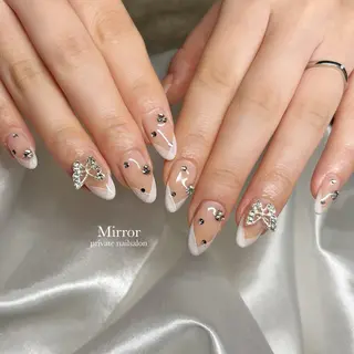 ネイル nailsalon Mirrorのネイルデザイン