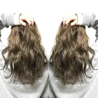 カラー ハイトーンカラー RYUのヘアスタイル