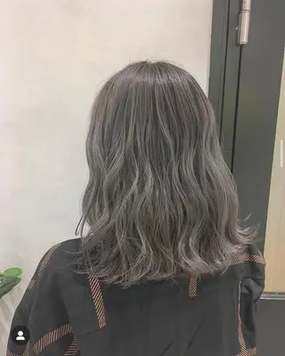 ミディアム カラー ヘアアレンジ エグチ アキラのヘアスタイル
