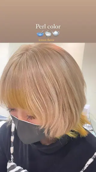 ショート カラー 丸山 愛万音のヘアスタイル