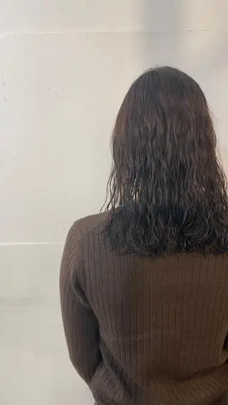 セミロング パーマ e’s所属・honoka/bob /縮毛矯正/髪質改善のヘアスタイル