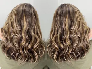 ロング ネイル カラー パーマ ヘアアレンジ マツエク・マツパ メンズ キッズ ブリーチ特化型✂️ ハイトーンカラー👨のヘアスタイル