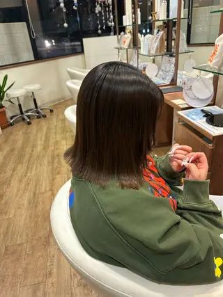 ミディアム 水木 里咲のヘアスタイル