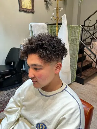 メンズ DieHare所属・林 紅葉のヘアスタイル