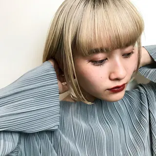 ショート カラー スナコザワ レナのヘアスタイル