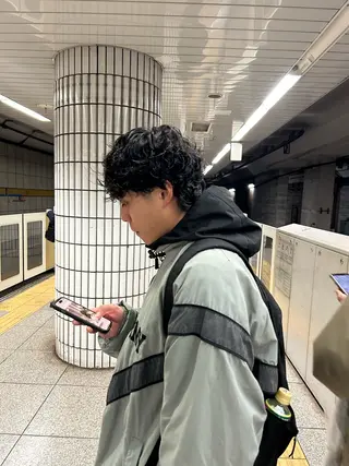 パーマ メンズ 佐藤 嶺のヘアスタイル