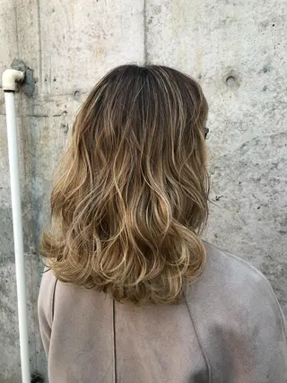 ミディアム カラー KANAMI日暮里 韓国ヘア・メイクのヘアスタイル