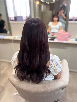 ロング カラー aika .のヘアスタイル