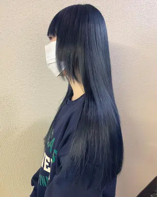 ロング カラー ヤマグチ リョウのヘアスタイル