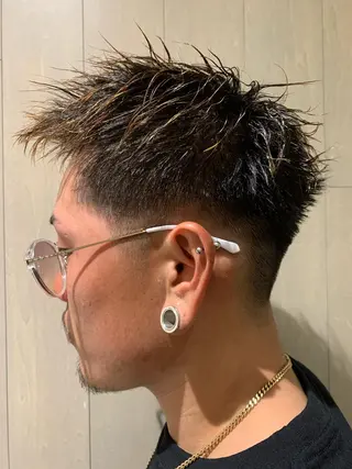 ショート メンズ 糟谷 慈英のヘアスタイル